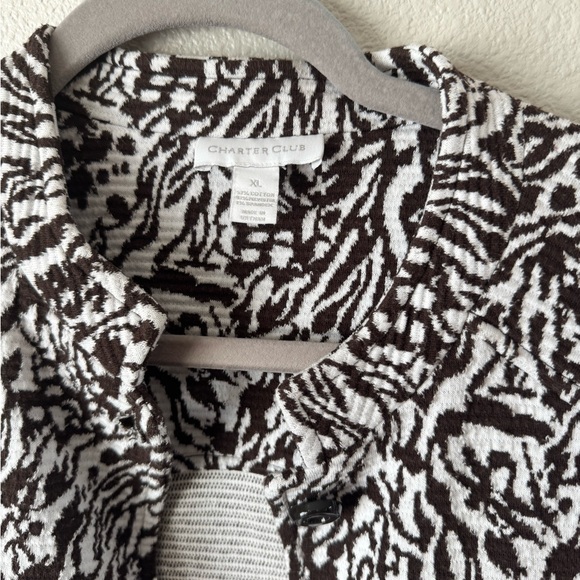 Charter Club Brown and White Zebra Patterned Blazer. Size XL - Picture 3 of 9